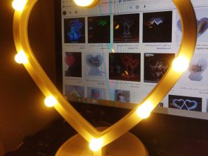 آباژور طرح دار